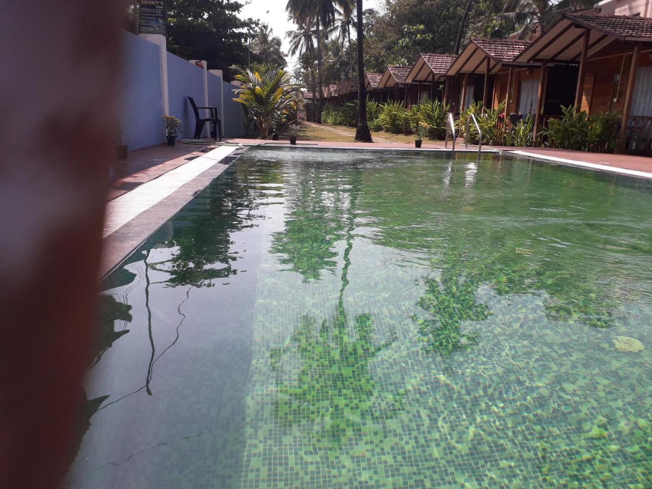 Ciiroc Hotel Morjim Exterior foto